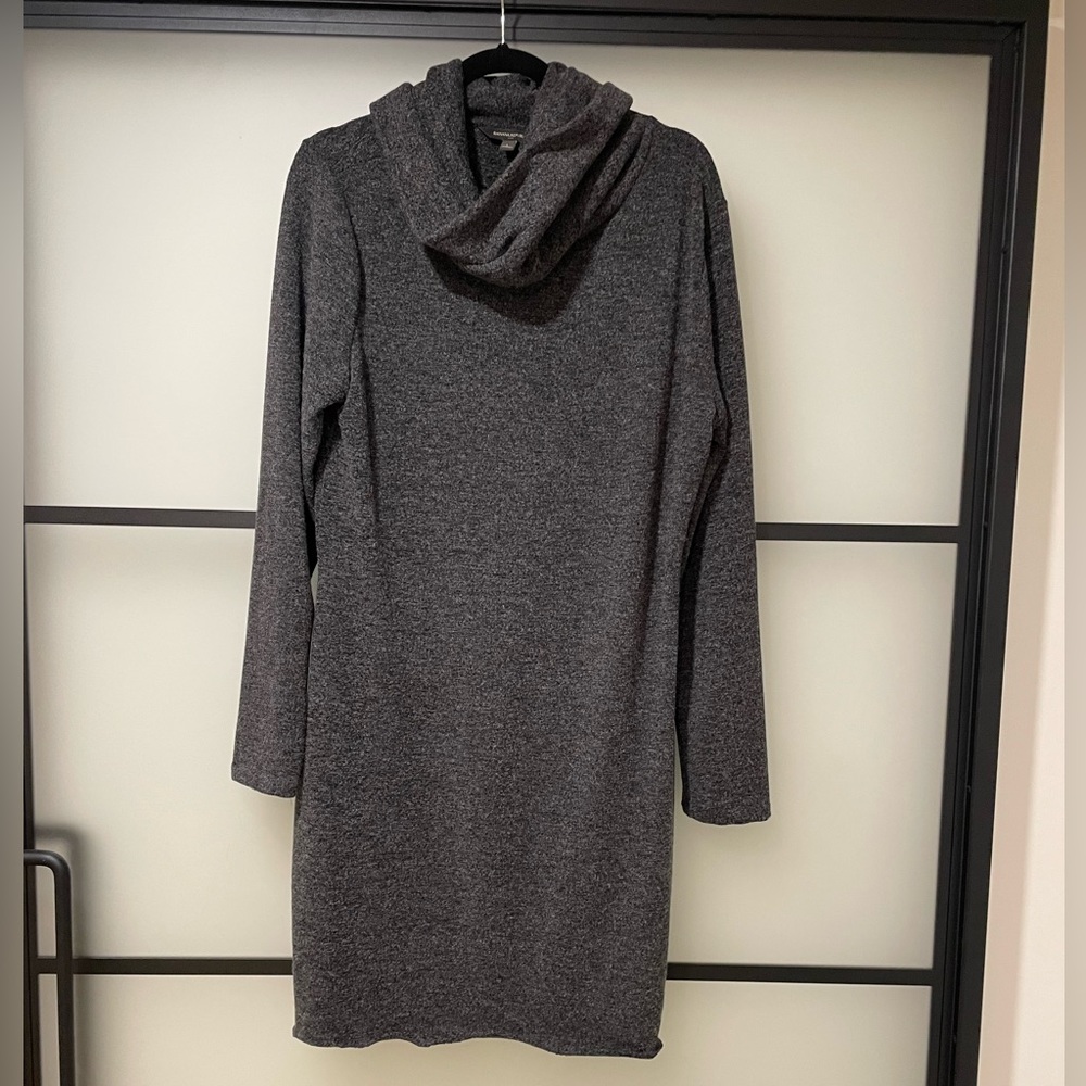 Banana Republic Cowl Neck Sweater dress size L